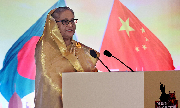 প্রধানমন্ত্রী শেখ হাসিনা মঙ্গলবার বেইজিংয়ে সাংগ্রি-লা সার্কেলে 'The Rise of Bengal Tiger: Summit on Trade, Business and Investment Opportunities between Bangladesh and China'-এ প্রধান অতিথির বক্তৃতা করেন।